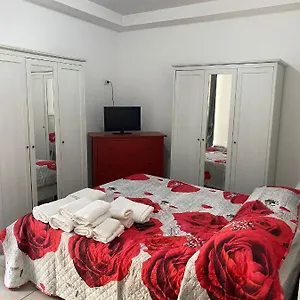 A' Casa E Mamma Apartment Naples